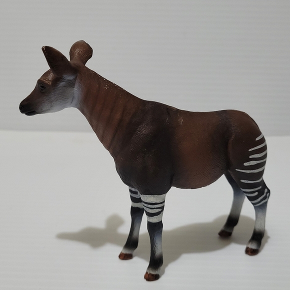 Schleich Adult Okapi Wild Life of Africa Series 2006 Retired. - Picture 2 of 6